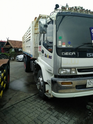 สิบล้อ  อีซูชุ Dega 320ปี51มีระบบลากจูง สภาพดีเดิมๆสวยกริ๊ปพายในครบ เล่มทะเบียนพร้อมโอน ราคา 1,680,000บ ต่อรองได้ รถสวยๆ