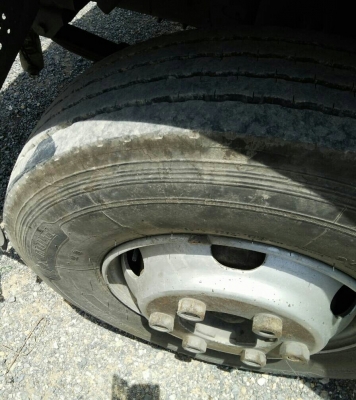 หกล้อ อีซูชุ NQR120ปี41ยาว5.50ม ตู้แห้ง10บาน สภาพดีสวยพร้อมใช้ ทะเบียนพร้อมโอน รถสวยสภาพดี มี5คัน ครับๆ