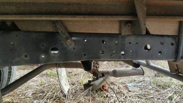 ISUZU-NPR.เครื่อง120.ฝาขาว.ยาว5เมตร..สภาพพร้อมใช้งาน.ราคา.385,000..