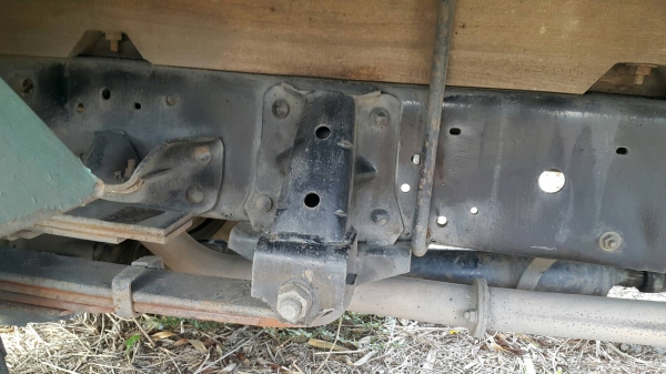 ISUZU-NPR.เครื่อง120.ฝาขาว.ยาว5เมตร..สภาพพร้อมใช้งาน.ราคา.385,000..