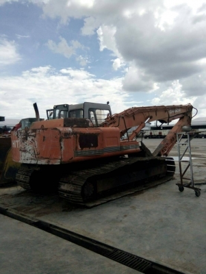 HITACHI EX 200-1 LC บูมอามร์ยาวมีไลหัวหัววายร์โบหรือหัวเบเกอร์เครื่องดี ปั้มแรง เอวแน่น ช่วงล่างเต็มสภาพเก่านอก(ซื้อเก่านอกมาใช้งานเดียว) HITACHI EX 200-1 LC บูมอามร์ยาวมีไลหัวหัววายร์โบหรือหัวเบเกอร์เครื่องดี ปั้มแรง เอวแน่น ช่วงล่างเต็มสภาพเก่านอก(ซื้อเก่านอกมาใช้งานเดียว)