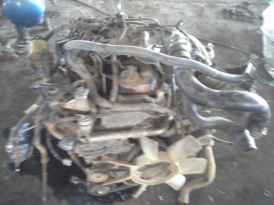 ขายเครื่องเกียNISSANนาวาร้าปี07 กล่องสายไฟครบ