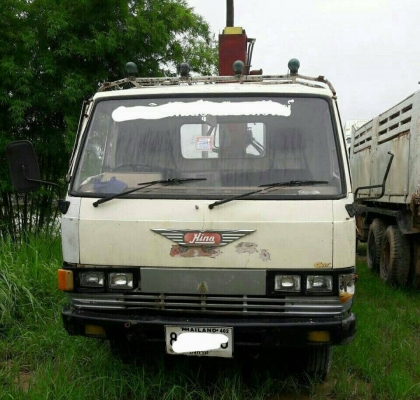 Hino KM779 ติดเครน 2.5 ตัน 295,000 บาท เครื่อง WO4D-117 แรง  คีสชีสวย เล่มทะเบียน (สกลนคร)
