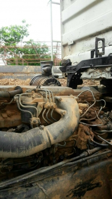Hino MEGA 260 แรง 1,330,000 บาท  แม่ดั้ม -ลูก 2 คานดั้ม ปี 48 เครื่อง JO8C-Turbo 260 แรง หัวยาง ยางดี คัสชีสวย เล่มทะเบียน