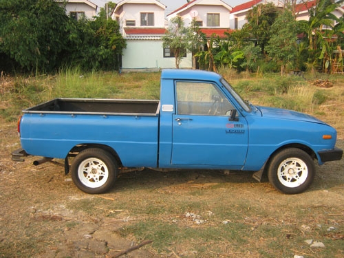 มาสด้า แฟมีเลีย 1000 ช่วงสั้น มาสด้า แฟมีเลีย 1000 ช่วงสั้น