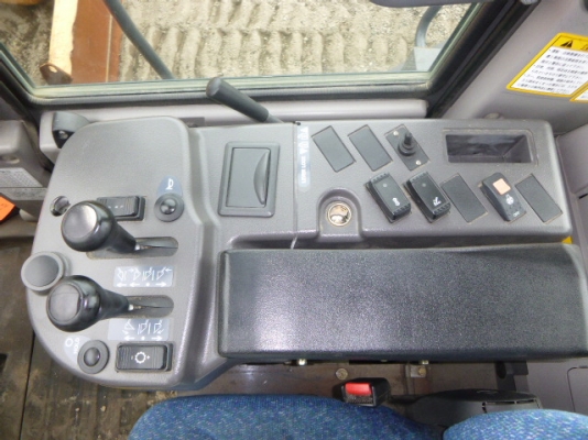 ขายรถตัก HITACHI ZW220 ขายรถตัก HITACHI ZW220