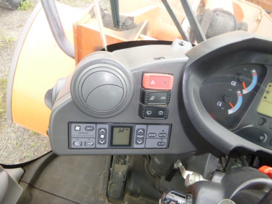 ขายรถตัก HITACHI ZW220 ขายรถตัก HITACHI ZW220