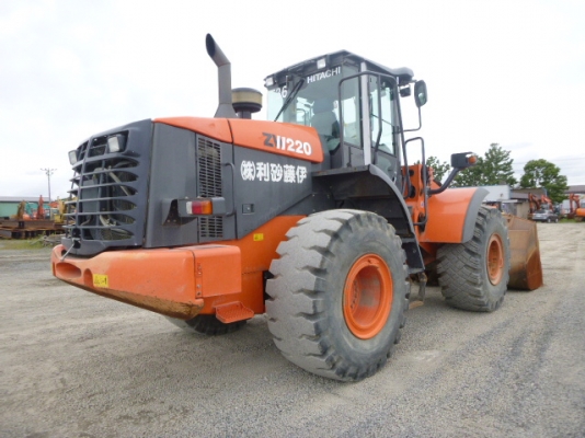 ขายรถตัก HITACHI ZW220 ขายรถตัก HITACHI ZW220