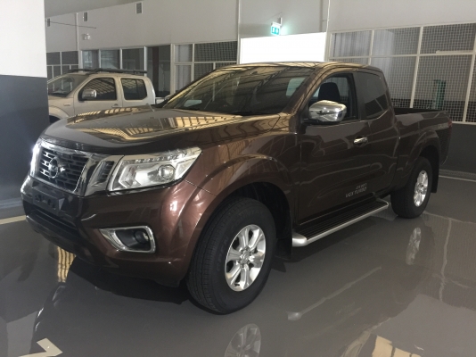 NISSAN ดาวเพียง 9,900 บาท จบออกรถได้เลย