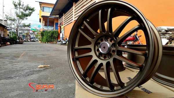 TE37 CE28-N RE30 ขอบ18 5H100 ใส่ ALTIS,PRIUS,SUBARU