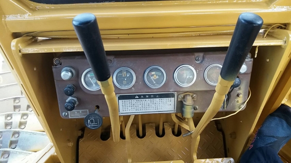 ขาย CATERPILLAR รุ่น D3B ใบมีดปรับได้ 6 ทิศ