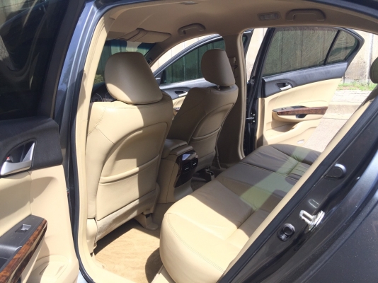 honda accord 2.4el navi สีเทาดำ ปี 2008 รถสวยมีเสน่ห์ น่าใช้