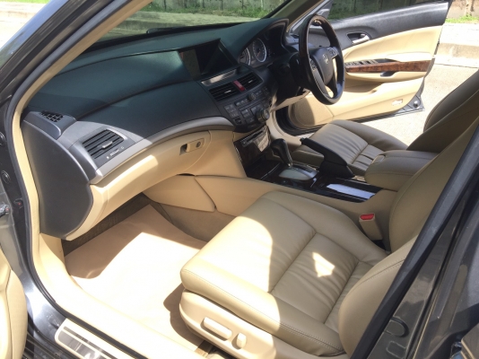 honda accord 2.4el navi สีเทาดำ ปี 2008 รถสวยมีเสน่ห์ น่าใช้