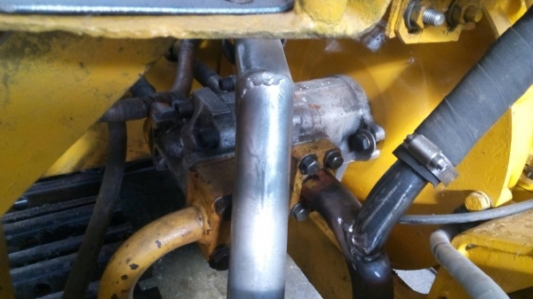 ขายรถแมคโค PC-30-5 เช็คใหม่หมดรถพร้อมใช้ โซ่อัดบุ้ชใหม่ปํ้มใหม่หม้อนํ้าใหม่บุ้งกี่ใหม่ สป๋อกเก็ตใหม่ ซีลกะบอกเปลี่ยนใหม่