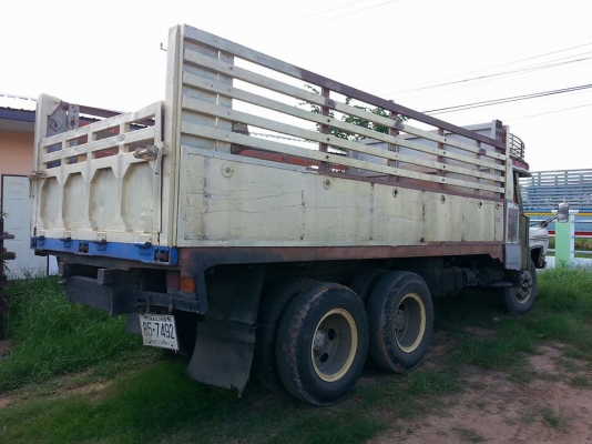 ขายรถ10ล้อ ดั้มเพลาเดียว หัวยาวเครื่อง165แรง ดระบอกดั้มใหญ่ 12ตัน สภาพพร้อมใช้งาน เอกสารพร้อมโอน ราคา250,000 สนใจโทร 090-8588220คุณนะ 093-3258446คุณบิว หรือเข้าดูสินค้าอื่นๆได้ที่ www.narong2truck.com หรือ www.truck.in.th/498 หรือเพจFacebook ณรงค์ ซื้อขาย