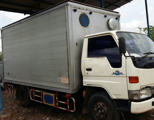 หกล้อ ฮีโน่ DUTRO136ยูโร2ปี46ช่วงยาว4.30ม บรรทุกตู้เเห้ง สภาพดีสวยพร้อมใช้งาน ทะเบียนพร้อมโอน หกล้อ ฮีโน่ DUTRO136ยูโร2ปี46ช่วงยาว4.30ม บรรทุกตู้เเห้ง สภาพดีสวยพร้อมใช้งาน ทะเบียนพร้อมโอน