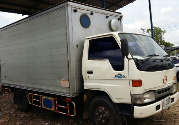 หกล้อ ฮีโน่ DUTRO136ยูโร2ปี46ช่วงยาว4.30ม บรรทุกตู้เเห้ง สภาพดีสวยพร้อมใช้งาน ทะเบียนพร้อมโอน