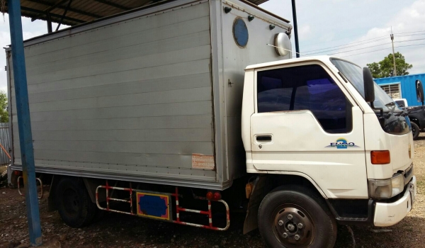 หกล้อ ฮีโน่ DUTRO136ยูโร2ปี46ช่วงยาว4.30ม บรรทุกตู้เเห้ง สภาพดีสวยพร้อมใช้งาน ทะเบียนพร้อมโอน หกล้อ ฮีโน่ DUTRO136ยูโร2ปี46ช่วงยาว4.30ม บรรทุกตู้เเห้ง สภาพดีสวยพร้อมใช้งาน ทะเบียนพร้อมโอน