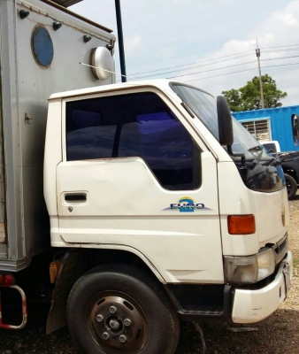 หกล้อ ฮีโน่ DUTRO136ยูโร2ปี46ช่วงยาว4.30ม บรรทุกตู้เเห้ง สภาพดีสวยพร้อมใช้งาน ทะเบียนพร้อมโอน หกล้อ ฮีโน่ DUTRO136ยูโร2ปี46ช่วงยาว4.30ม บรรทุกตู้เเห้ง สภาพดีสวยพร้อมใช้งาน ทะเบียนพร้อมโอน