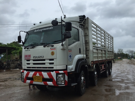 ขาย12ล้อisuzu360 จากโรงงาน ยาว7.50เมตร รถปี2557