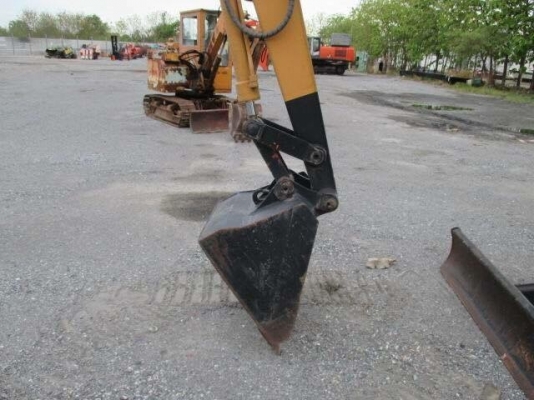 ราคา 320,000 บาท ขายรถขุด YANMAR YB401U เครื่อง4สูบเทอร์โบ เครื่องดี ปั้มดี ระบบไว พร้อมทำสีเก็บรายละเอียด รถเก่านอกญี่ปุ่น 100\% มีเอกสารใบซื้อขาย    สนใจติดต่อ วัชรัตน์ รุ่งเรืองแทรกเตอร์ ตั้งอยู่:อำเภอพระพุทธบาท จังหวัดสระบุรี โทร:0965411713  0925768909