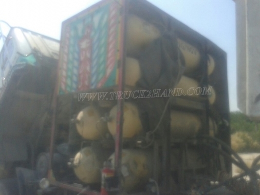 MITSUBISHI FUSO 527M 10 ล้อ หัวลาก ติด CNG