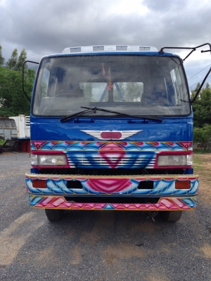 สิบล้อFM3H 195 แรงม้า 2 เพลา