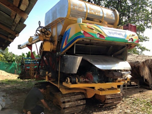 ขาย เกษตรพัฒนา ไวไฟจอมพลัง  เครื่อง นิสสัน MD92 ตัวเดิน 10ht  ปั้ม อิตัน 22PV โซ่ 45 ข้อ ข้อหนาบูชไม่แตก  แทร็คหนาสวย ราคา 425,000 091-0206555 อยู่ศรีสะเกษ