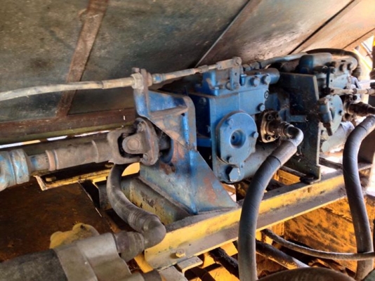 ขาย เกษตรพัฒนา ไวไฟจอมพลัง  เครื่อง นิสสัน MD92 ตัวเดิน 10ht  ปั้ม อิตัน 22PV โซ่ 45 ข้อ ข้อหนาบูชไม่แตก  แทร็คหนาสวย ราคา 425,000 091-0206555 อยู่ศรีสะเกษ