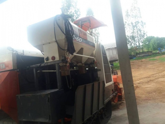 ขายรถเกี่ยวข้าว พร้อมเทรลเลอร์ KUBOTA DC60 ปี53 รถสวยสภาพดี พร้อมใช้งาน เอกสารพร้อมโอน ราคา265,000 สนใจโทร 090-8588220คุณนะ 093-3258446คุณบิว หรือเข้าดูสินค้าอื่นๆได้ที่ www.narong2truck.com หรือ www.truck.in.th/498 หรือเพจFacebook ณรงค์ ซื้อขายรถมือสอง (