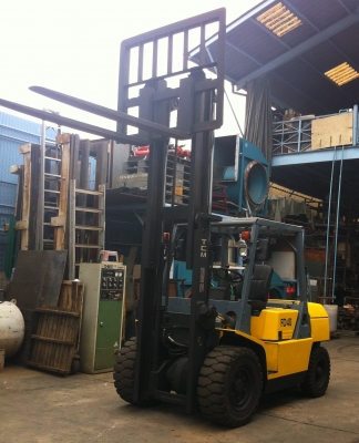 ขายด่วน รถยกโฟล์คลิฟท์ Komatsu 3.5 Ton , TCM 4 Ton