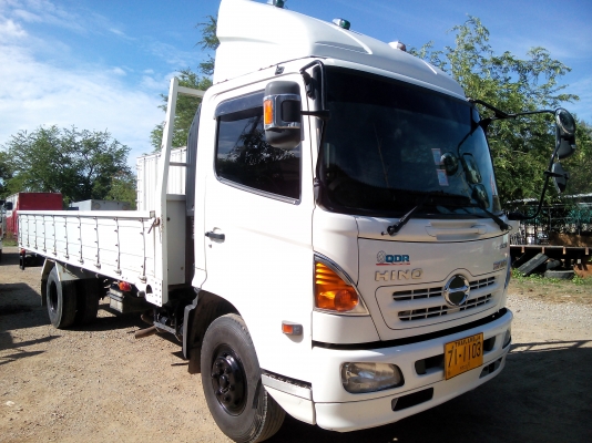 6 ล้อกลาง *Euro.3*  HINO ซีรีย์500 FC9J 175 แรงม้า คอมมอนเรว  *ยาว 5.50 ม. * รถสวยเดิม+สวยจริง *รถห้างแท้*  มีเล่มพร้อม