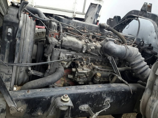 ขายรถบรรทุก 6 ล้อ ISUZU 195 แรง พร้อมใช้งาน