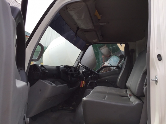 ขาย HINO XZU 710  พร้อมกระบะดั้ม สภาพสวย