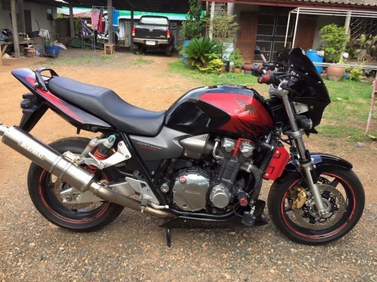 CB1300