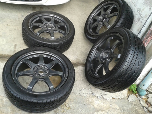 ขอบ17นิ้ว4รู100 พร้อมยาง สวยๆ 4 ล้อ ราคา 6900 บาท
