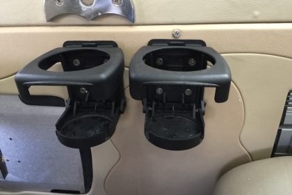 ที่วางแก้วน้ำในรถแบบพับได้ ,ตลับวางแก้วน้ำและ ขวดน้ำ