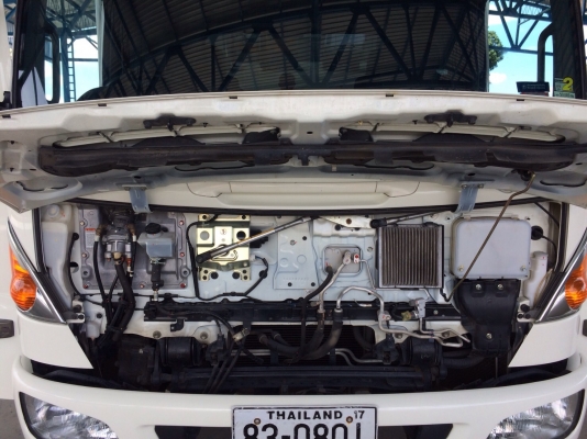 ขายรถบรรทุกหกล้อ HINO FC9J เครื่อง 175 แรง ปี 57 ช่วงยาว 6.50 เมตร ไมค์แท้ 40,000