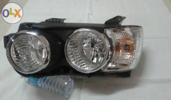 ไฟใหญ่หน้าเชฟโรเลตโซนิค