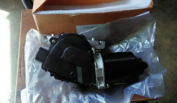 ขายถูกๆ มอเตอร์ใบปัดน้ำฝนโตโยต้าวีโก้ทุกๆรุ่น รถตู้คอมมูเตอร์