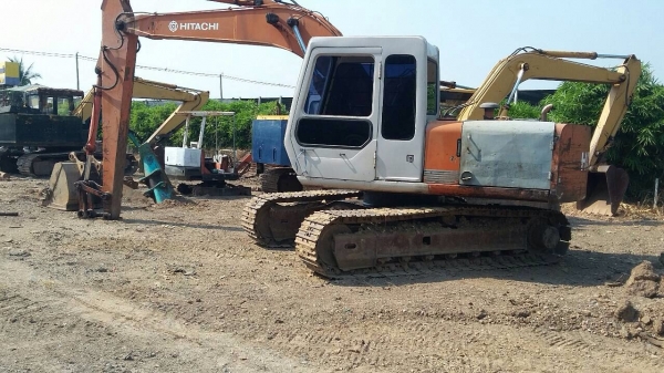 ขายรถแบ็คโฮ Hitachi EX120-1 เครื่องเดิม ปั๊มเดิม ใบแทรคใหญ่ บูมปลายยาวพิเศษ เอกสารซื้อขาย