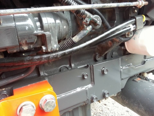 คูโบต้า L4708 4 WD พร้อมปุ้งกี๋ตักตราช้าง ทำงาน 313 ชั่วโมง..จดทะเบียน ก.ย.2556