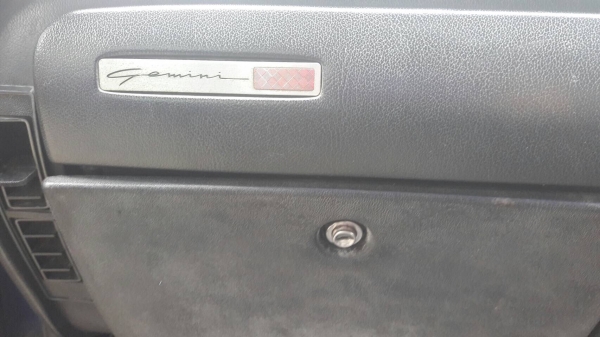 ขาย โอเปิล เจมินี่ 2519 ราคา 15500 ขาย โอเปิล เจมินี่ 2519 ราคา 15500