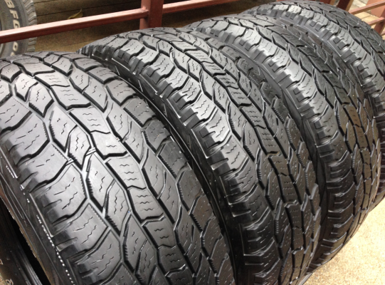 ยาง All Cooper AT3 เบอร์ 265 75 16 กลางปี13 ดอกเต็ม ใช้กันยาว ราคาไม่แพง