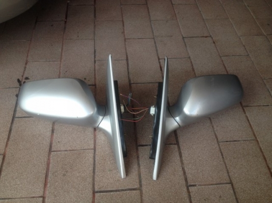 กระมองข้างพับไฟฟ้า HONDA CIVIC ไดเเมนชั่น เก่าญี่ปุ่นเเท้สภาพสวยคู่ละ กระมองข้างพับไฟฟ้า HONDA CIVIC ไดเเมนชั่น เก่าญี่ปุ่นเเท้สภาพสวยคู่ละ