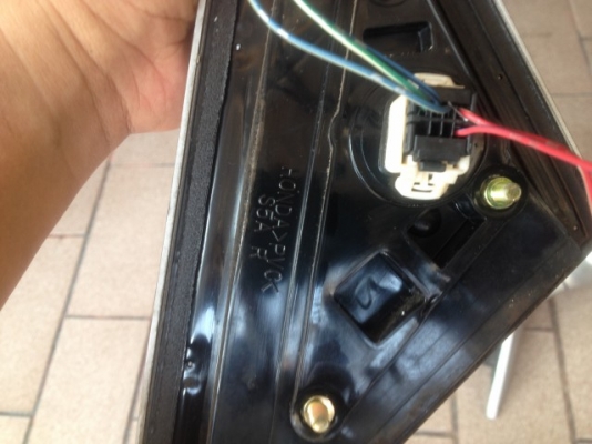 กระมองข้างพับไฟฟ้า HONDA CIVIC ไดเเมนชั่น เก่าญี่ปุ่นเเท้สภาพสวยคู่ละ กระมองข้างพับไฟฟ้า HONDA CIVIC ไดเเมนชั่น เก่าญี่ปุ่นเเท้สภาพสวยคู่ละ