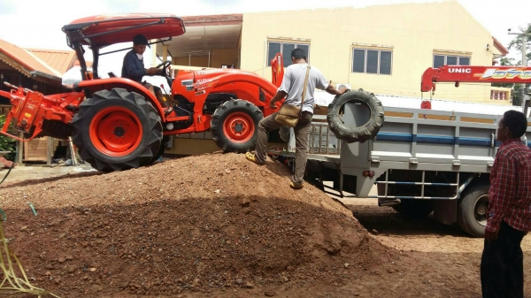 ปัญญาแทรคเตอร์..จัดมาให้ครับ ด่วน!!!คูโบต้า L3608SP พร้อมใบมีดคานบนSD160 พร้อมผานใหม่ 6&times;22 รถไร่ สภาพเดิมๆ เล่มทะเบียนพร้อม จัดส่ง อ.ตะพานหิน จ.พิจิตร