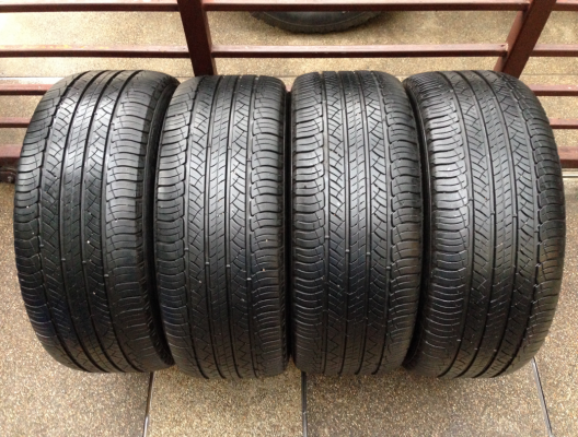 ยาง Michelin 235 55 17 กลางปี13 ดอกเต็ม ราคาไม่แพง