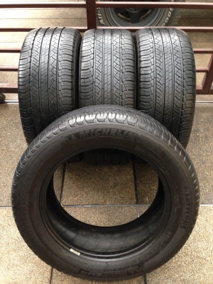 ยาง Michelin 235 55 17 กลางปี13 ดอกเต็ม ราคาไม่แพง