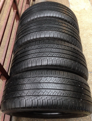 ยาง Michelin 235 55 17 กลางปี13 ดอกเต็ม ราคาไม่แพง